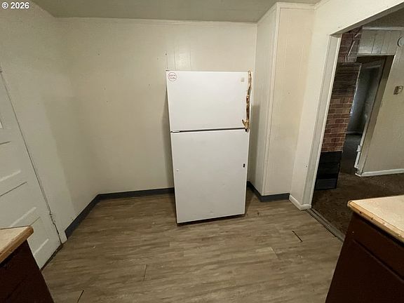 5th image of 530 Fairview Ave SE