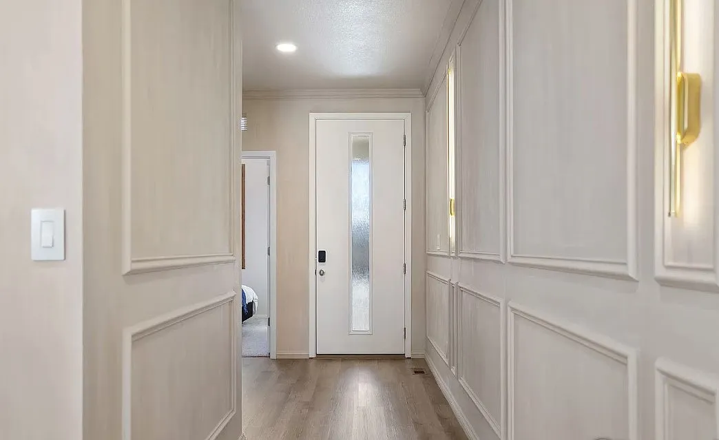 4 bed, 2540 sqft, $4,000 — Photo 2
