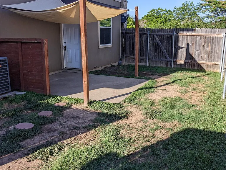 13908 Harris Ridge Blvd #B — Photo 14
