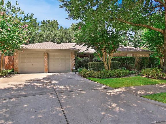 2nd image of 15806 Oakendell Dr