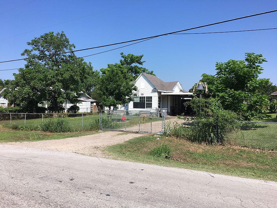 2nd image of 13229 Ravenview Rd