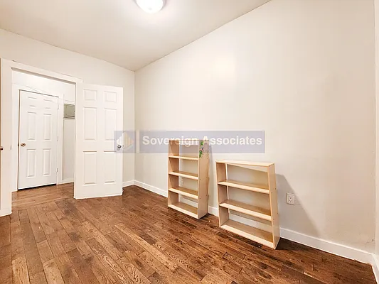 Rented by Sovereign Associates | media 8