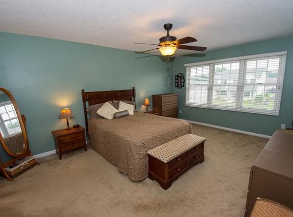 3rd image of 18232 Courtland Dr