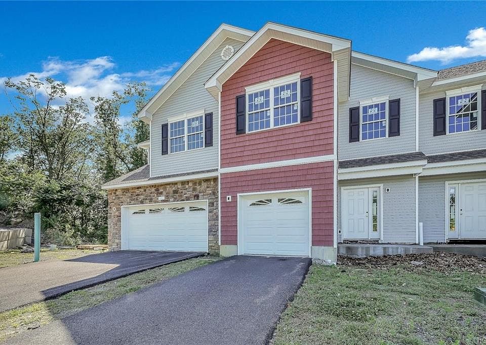 1st image of 608 Iron Forge Ln