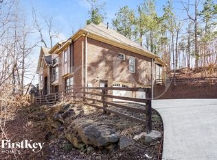 1012 Brook Dr, Pelham, AL 35080