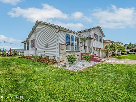 2nd image of 23 David Rd
