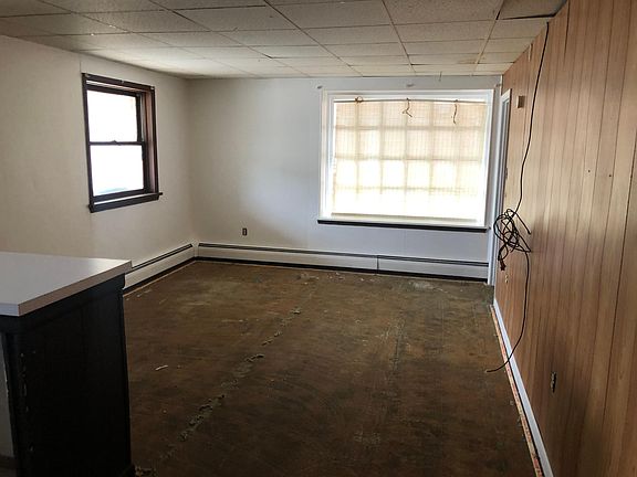 2nd image of 314 Lincoln St #1