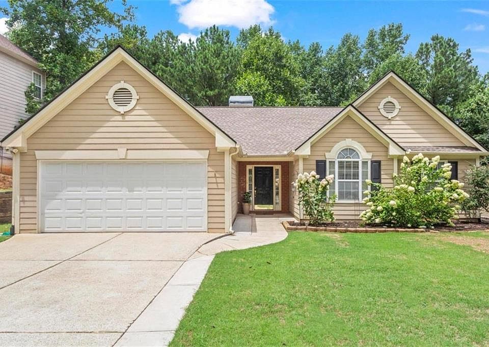 1st image of 2014 Riverlanding Cir