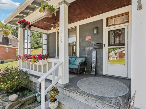 909 Stanton Avenue Ext, Pittsburgh, PA 15209