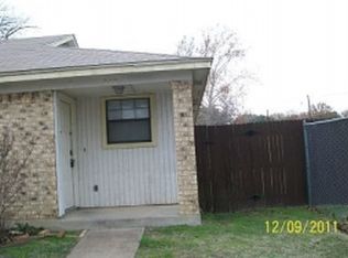 842 Lost Forest Dr, Arlington, TX 76011