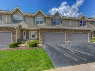 1171 Alexandria Dr, Sycamore, IL 60178
