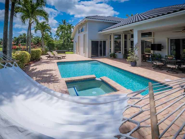 10849 Bal Harbor Dr — Photo 63
