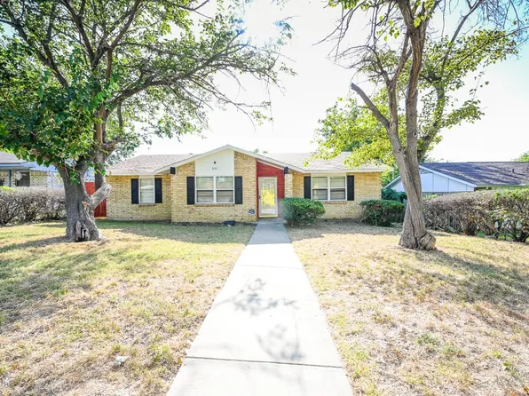 611 Blue Grass Dr, Dallas, TX 75211