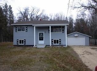 6376 Old Lake Rd, Shawano, WI 54166