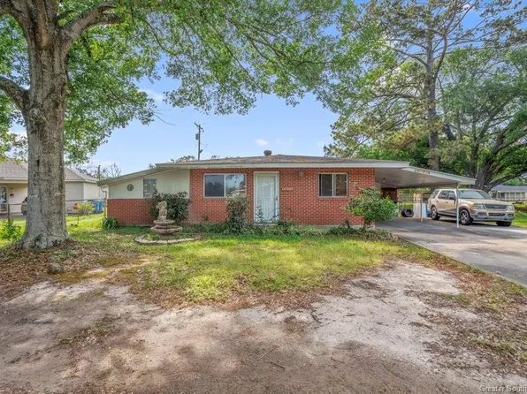 1411 Magnolia Dr, Jennings, LA 70546