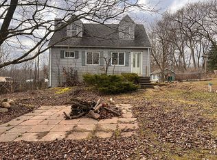 28391 Rollcrest Rd, Farmington Hills, MI 48334