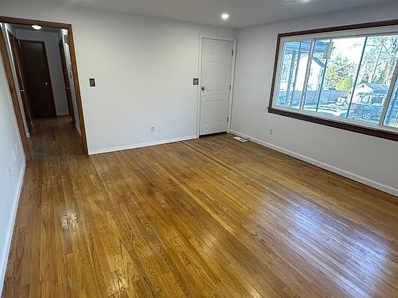 2nd image of 149 Long Hill Ave #1