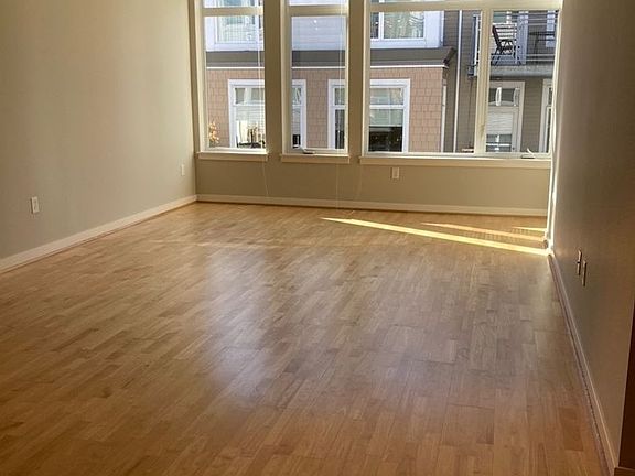 4th image of 180 Harbor Square Loop NE Unit B318