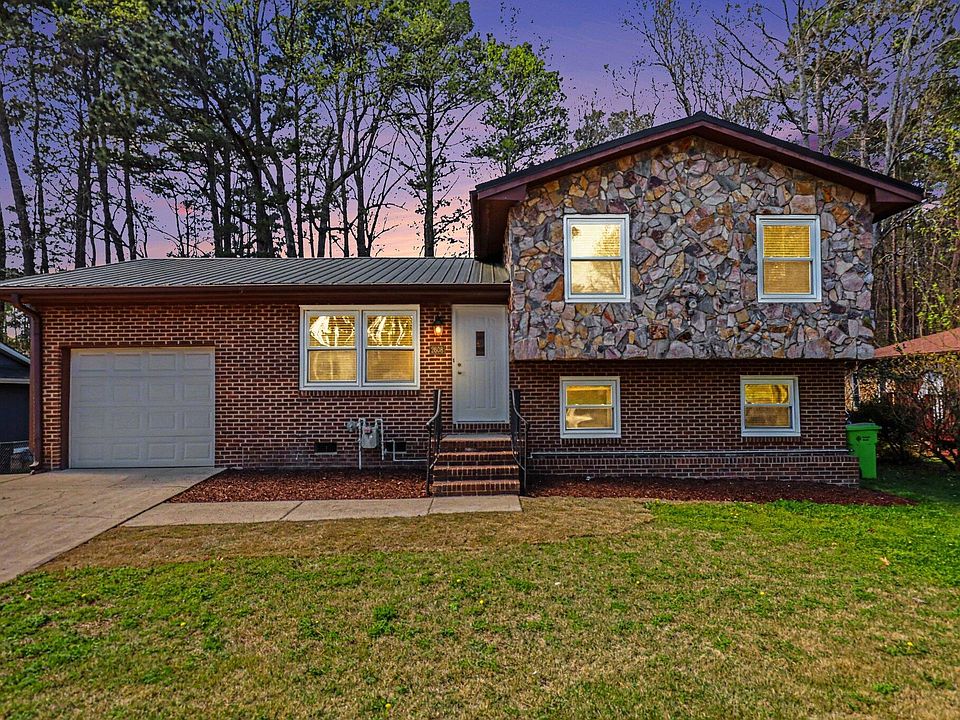 1st image of 2608 Adcox Pl