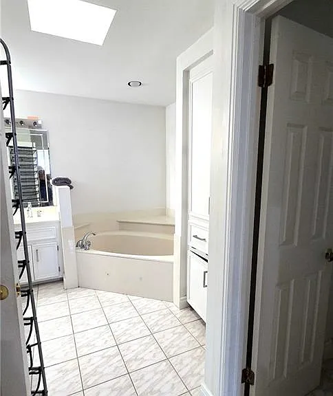 2202 Colorado St — Photo 15