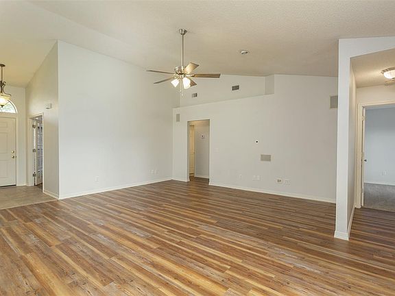 4th image of 1130 Crane Cove Blvd