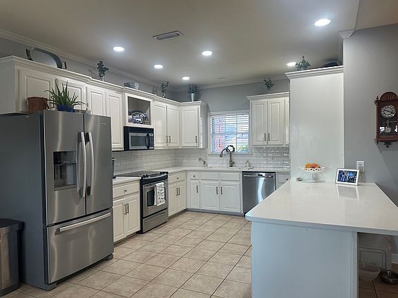 4th image of 103 Canvasback Ct