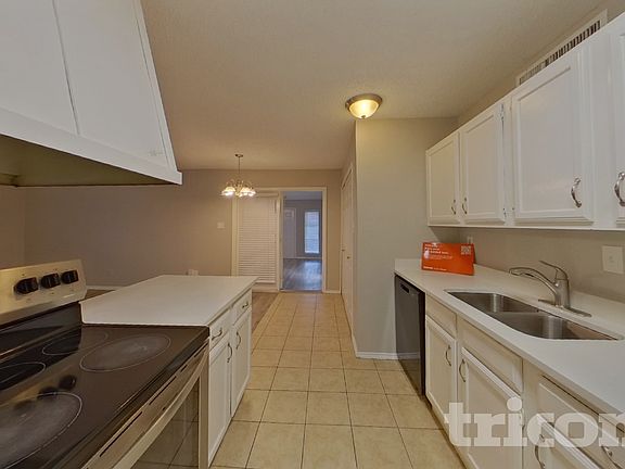 5th image of 7309 Hedge Dr