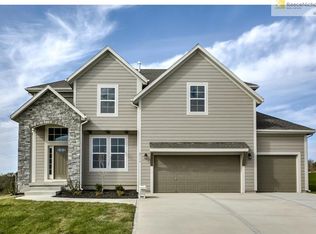 2776 W Elm St, Olathe, KS 66061