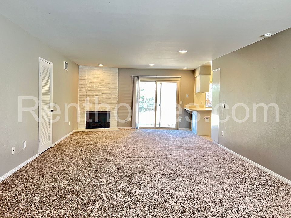 1st image of 1426 Kingston Dr