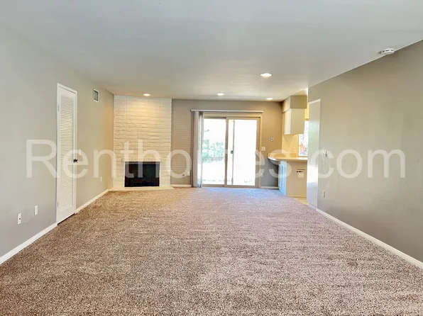 1426 Kingston Dr, Escondido, CA 92027