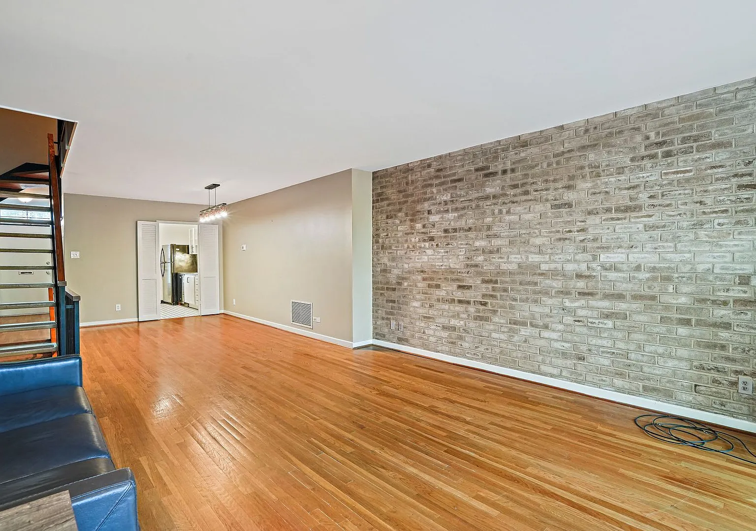 Southwest Townhouse | Three Levels | Backyard + Common Space — Photo 3