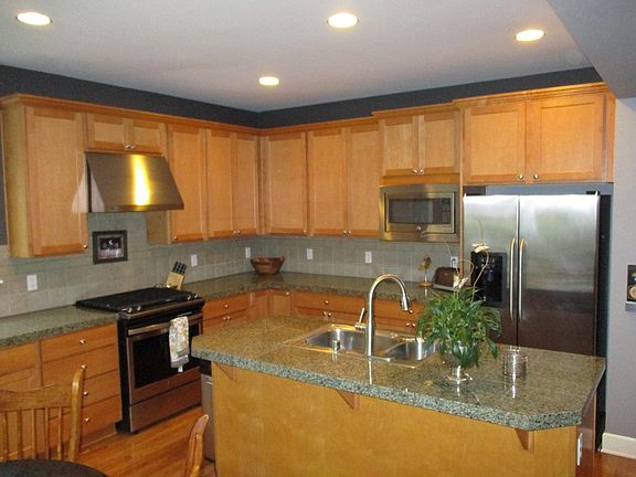 5th image of 34620 SE Curtis Dr