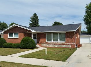 2613 Henry St, Sheboygan, WI 53081