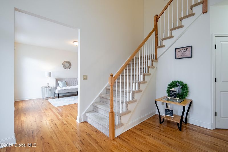 4th image of 16 Chester Drive