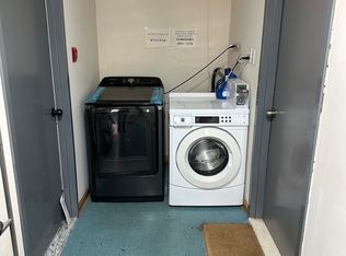 335 N 10th St APT A, Philadelphia, PA 19107