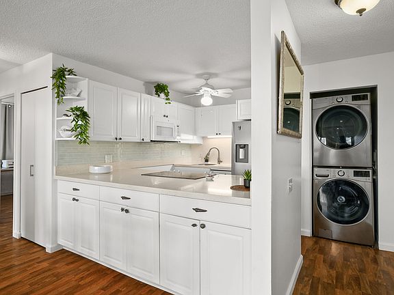 2nd image of 3-3400 Kuhio Hwy APT A307