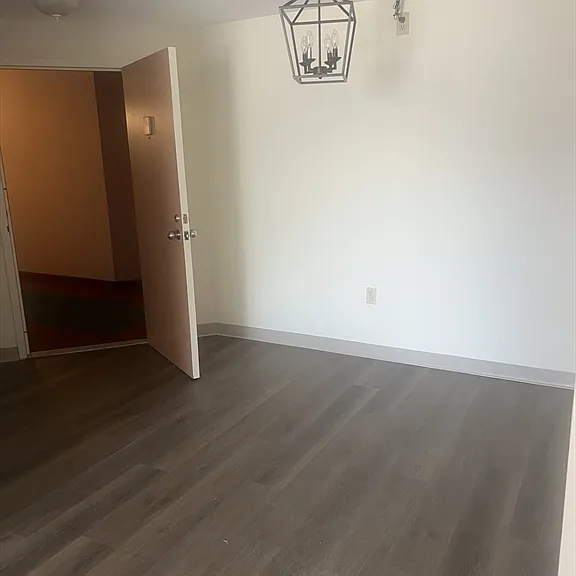 750 Davol St #221 — Photo 11