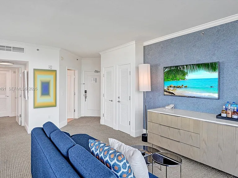 4401 Collins Ave #2915 — Photo 6