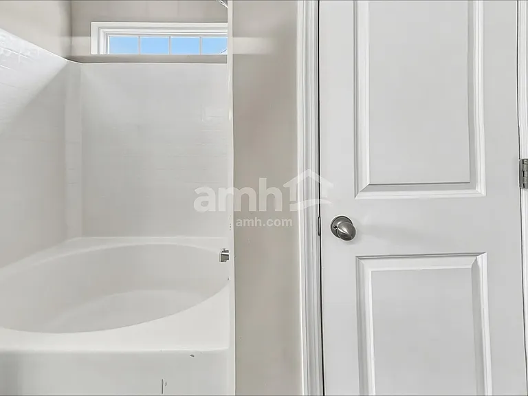 578 English Oak Cir — Photo 13