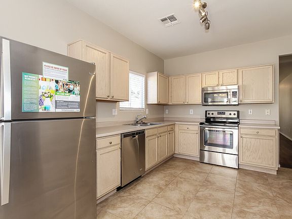 4th image of 13148 W Redfield Rd