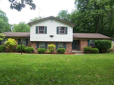 1st image of 300 Wildwood Dr
