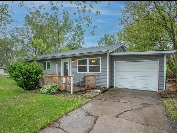 306 Village Rd, Michigan City, IN 46360