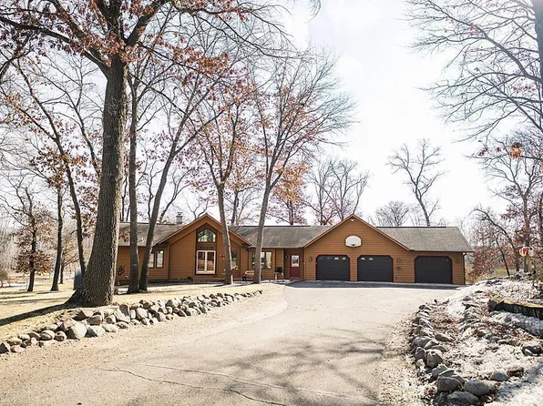 10826 Angelina Dr, Little Falls, MN 56345