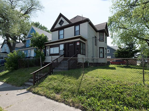 2nd image of 704 S Martin Luther King Jr Ave