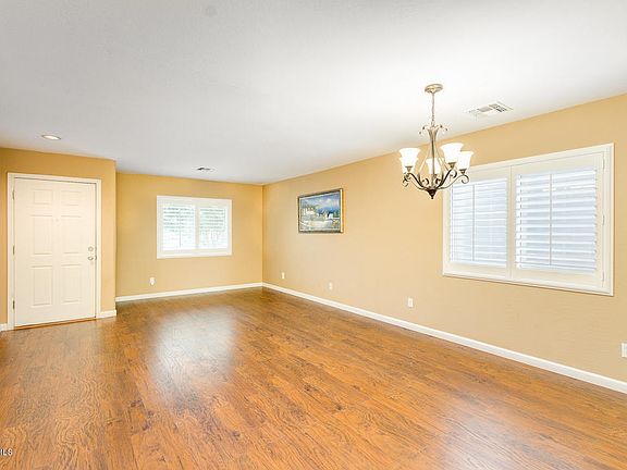 4th image of 11602 W Hackbarth Dr