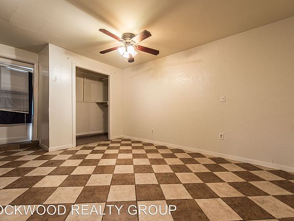 5th image of 335 E Lullwood Ave