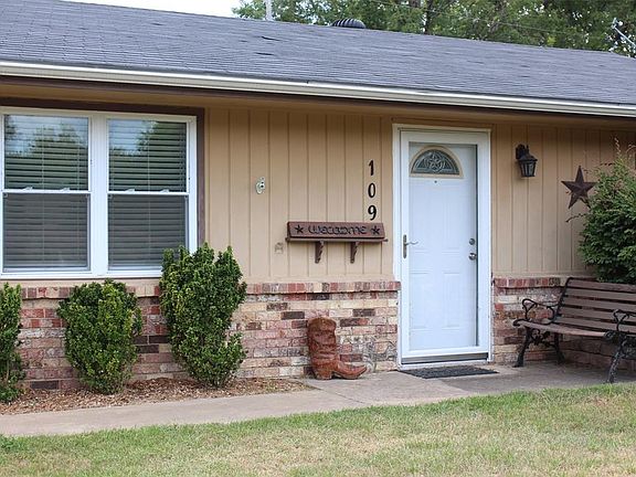 3rd image of 109 Katy Dr
