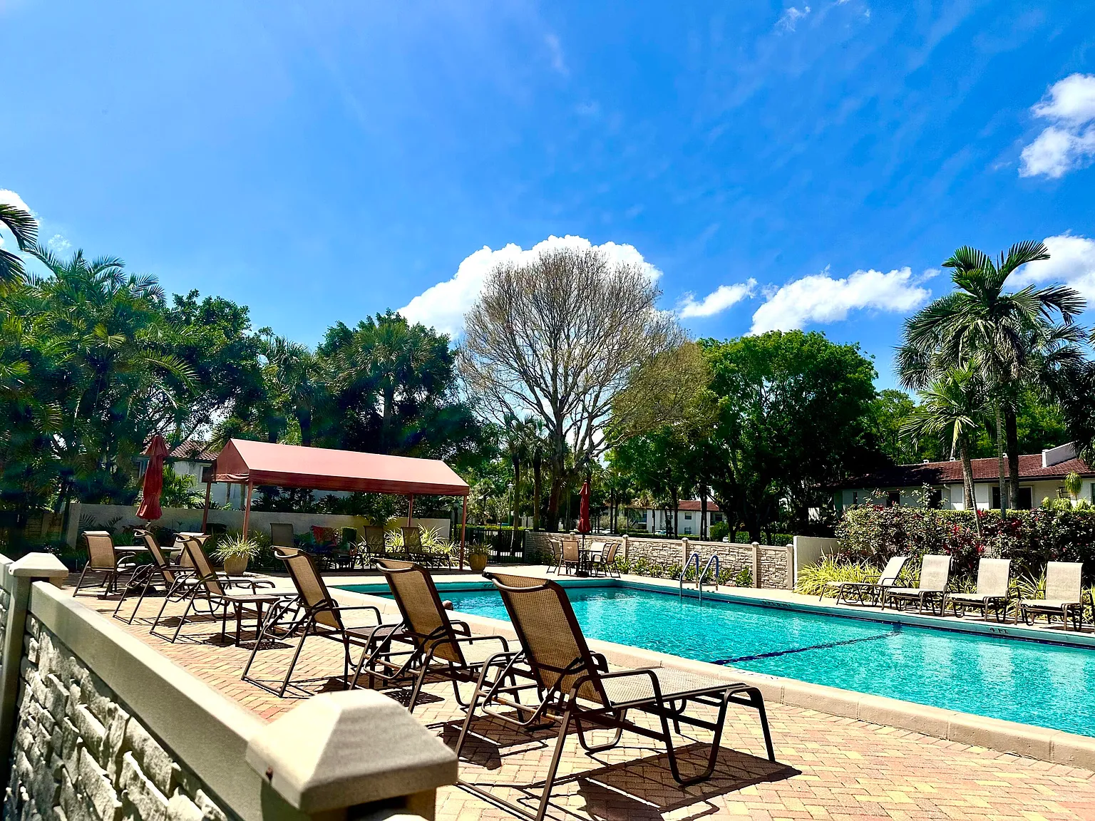 2 bed, 2.0 bath, 1266 sqft, $1,999 — Photo 4