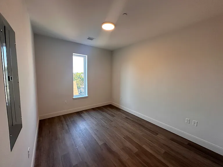 959 Dorchester Ave #404 — Photo 7