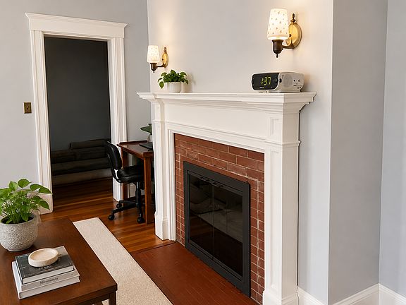 2nd image of 67 Thorndike St APT 1